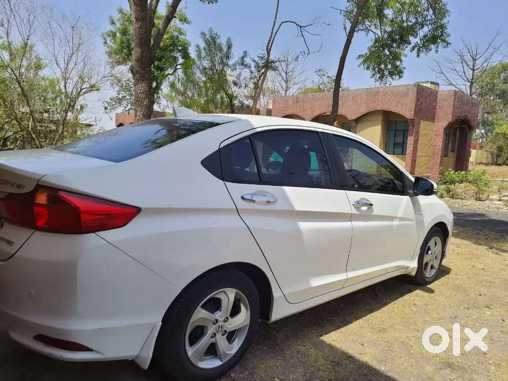 Best Car Genuine Km Genuine Don't Bargain Honda City I Dtec 2015