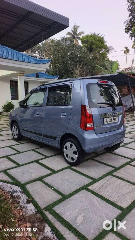 Maruti Suzuki Wagon R Amt Vxi, 2017, Petrol