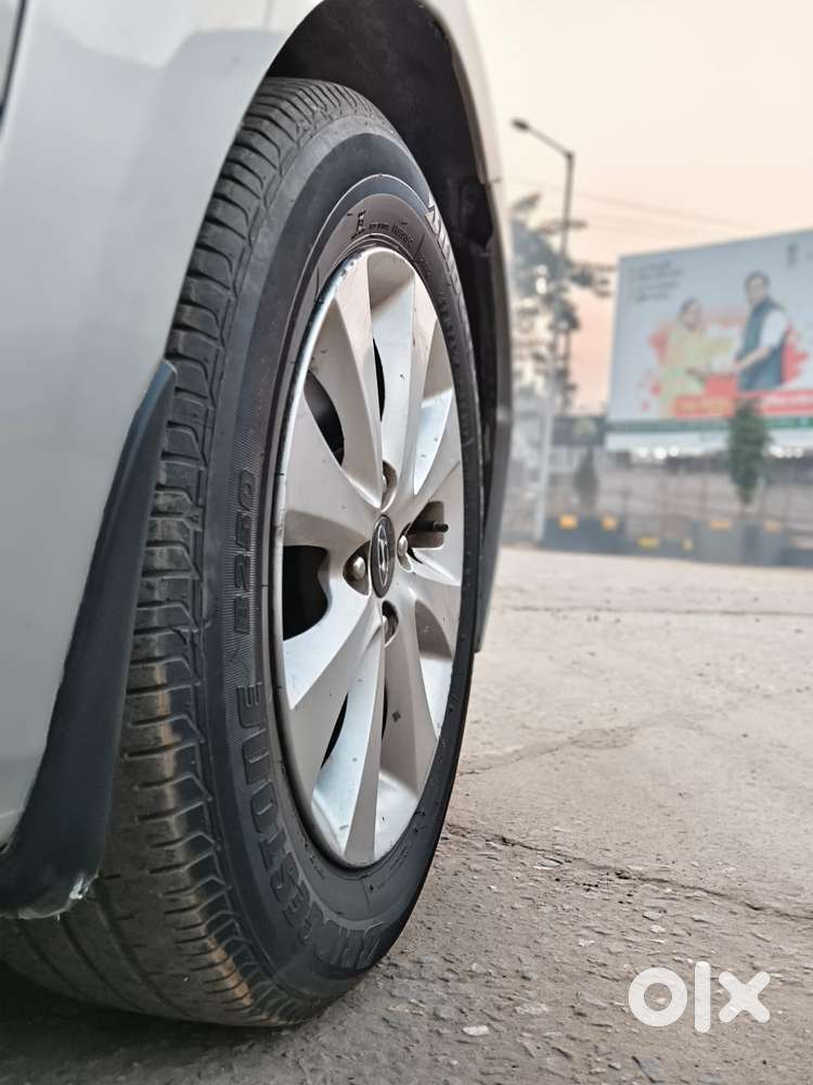 Hyundai Verna 1.6 Vtvt, 2015, Petrol