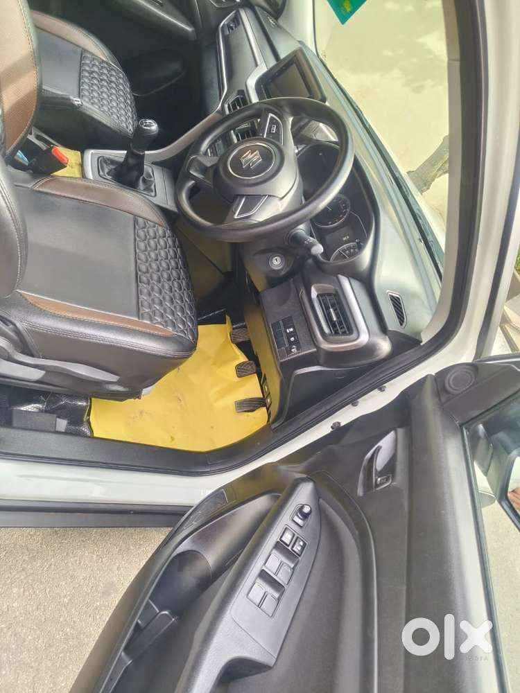 Maruti Suzuki Brezza Vxi At, 2024, Petrol