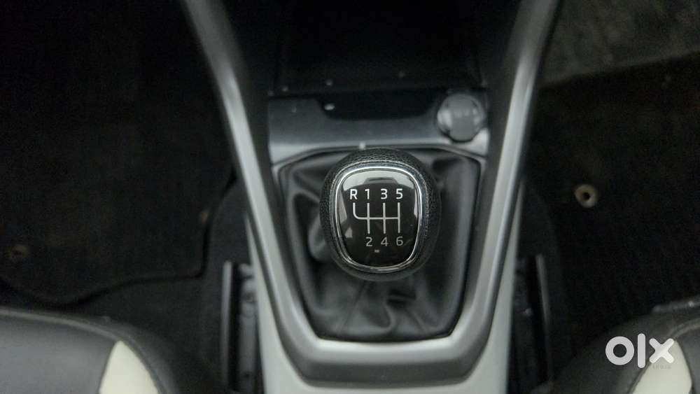 Skoda Kushaq Ambition 1.0l Tsi Mt, 2022, Petrol