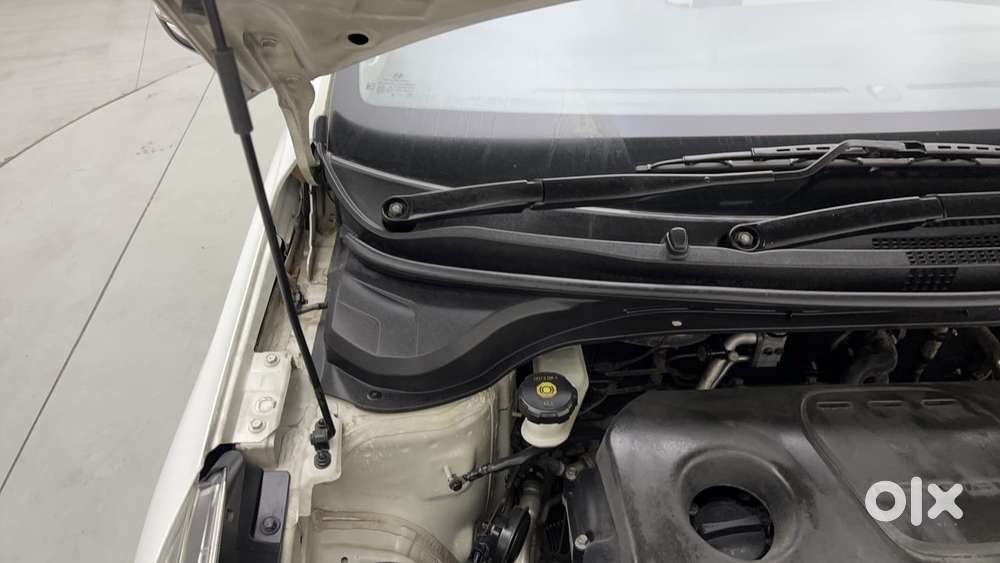 Hyundai Verna [ ] Fluidic 4s 1.6 Crdi Sx (o) At, 2017, Petrol