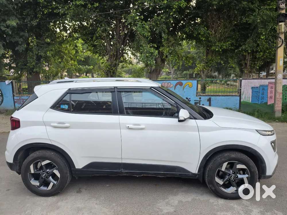 2021 Model Venue Sx 1.5 Crdi Diesal Sunroof All Original 1st Owner