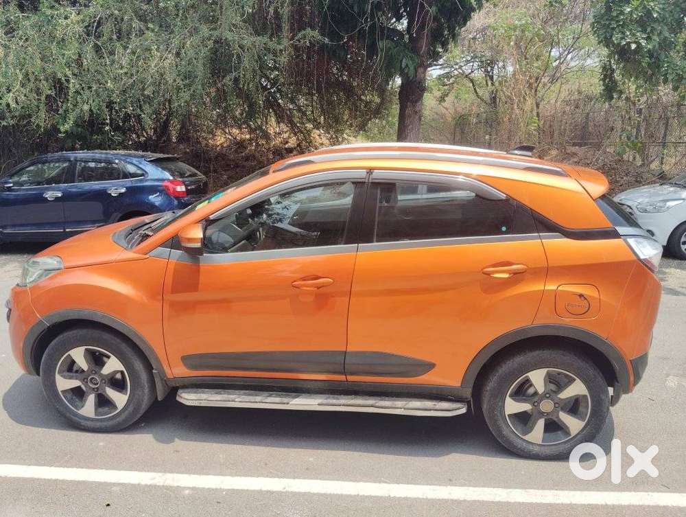 Tata Nexon 1.2 Revotron Xza Plus, 2019, Petrol