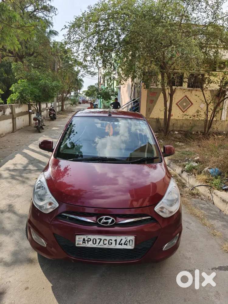 Hyundai I10 2015 Petrol 92589 Km Driven