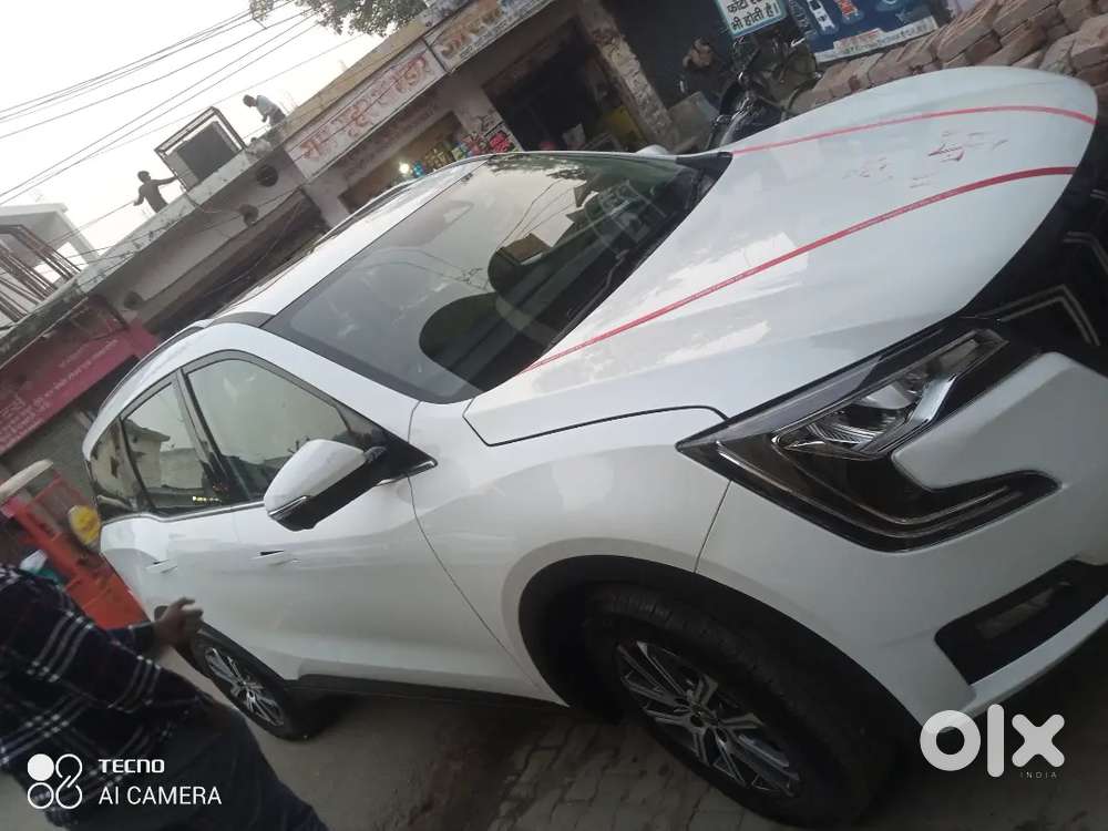 Mahindra Xuv700 2022 Diesel Well Maintained