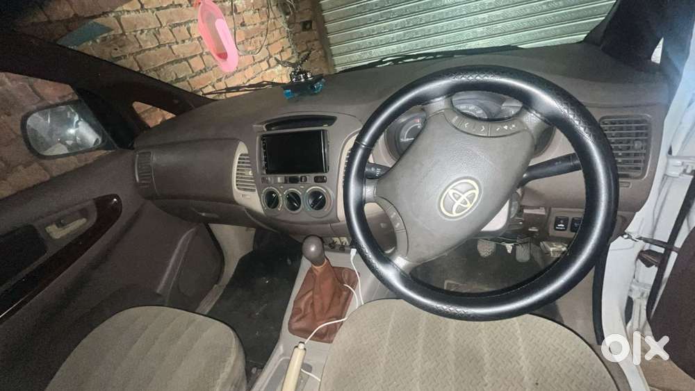 Toyota Innova Diesel Manual 2009 Km Driven
