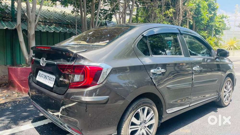 Honda Amaze, 2023, Petrol