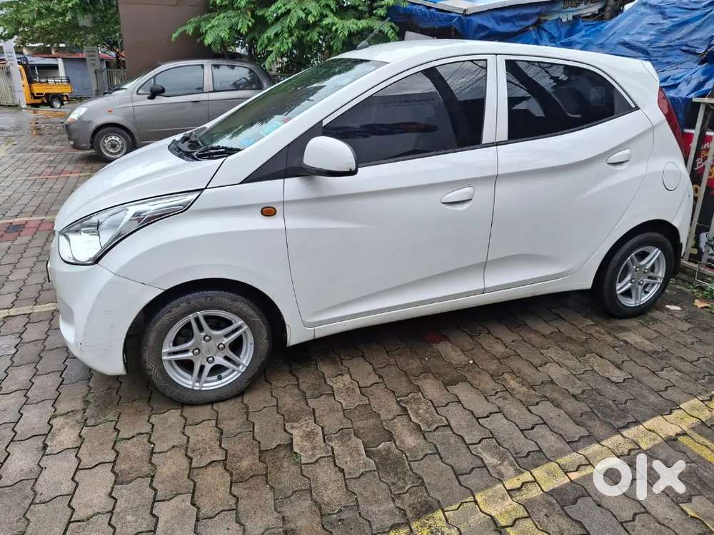 Hyundai Eon Sportz 2012