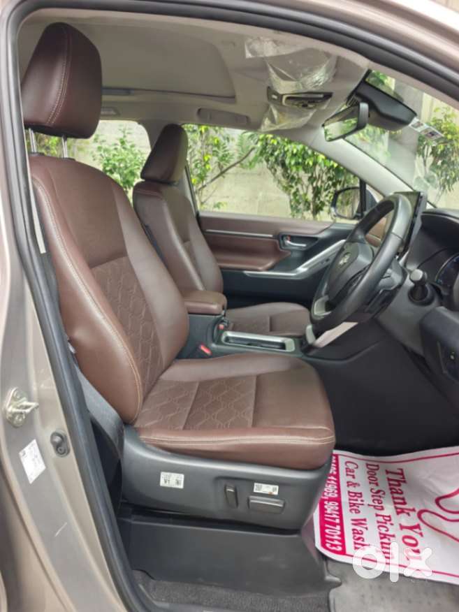 Toyota Innova Hycross 2.0 Zx (o) Hybrid 7 Str, 2024, Petrol