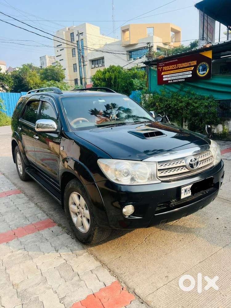 Toyota Fortuner Diesel Manual 2011