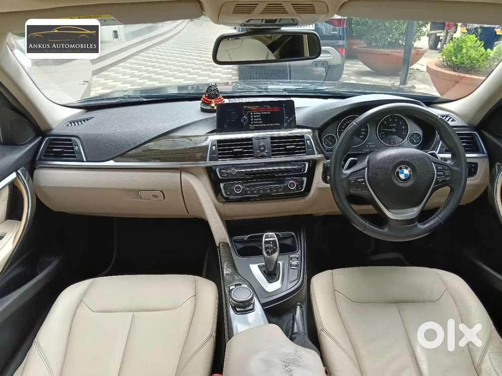 Bmw 3 Series 2.0 320i Luxury Line, 2016, Petrol