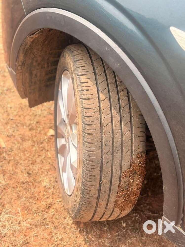 Mahindra Xuv300 Turbosport 2020 Well Maintained