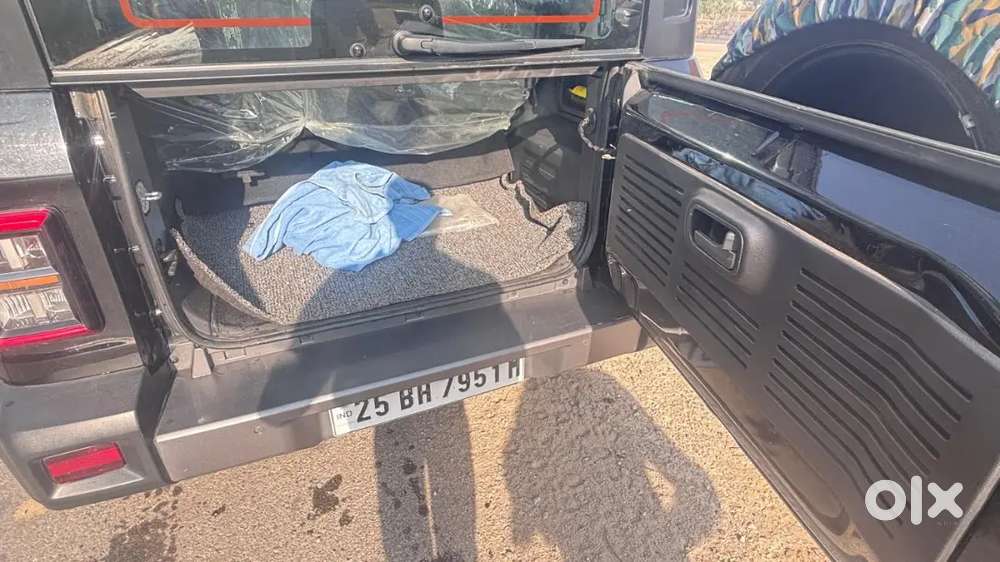 Mahindra Thar Roxx Diesel 2025