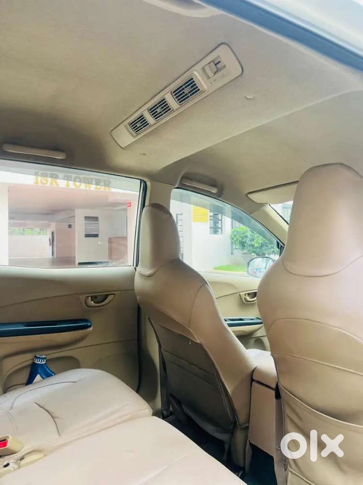 Honda Mobilio 2015 Diesel 120532 Km Driven