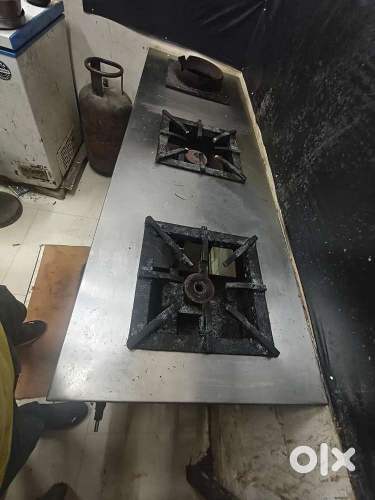 &ldquo;Commercial 3 Burner Gas Stove / Bhatti&rdquo;