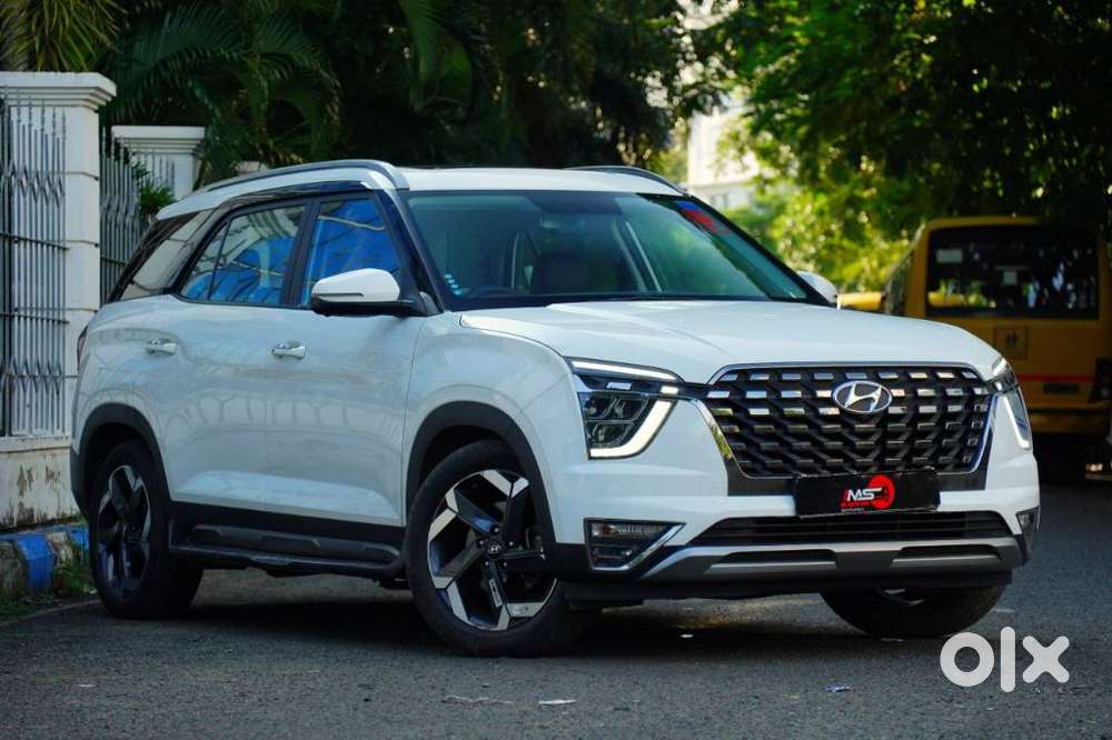 Hyundai Alcazar Platinum, 2023, Petrol