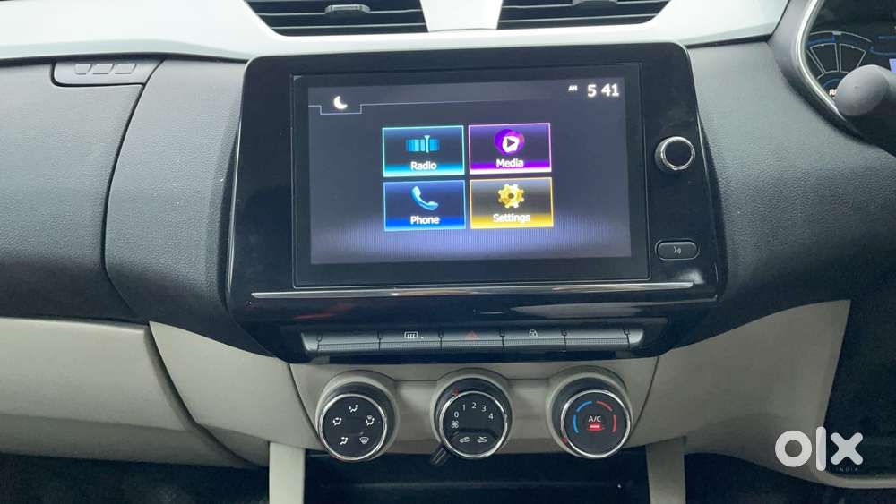 Renault Triber Rxz Easy-r Amt, 2022, Petrol