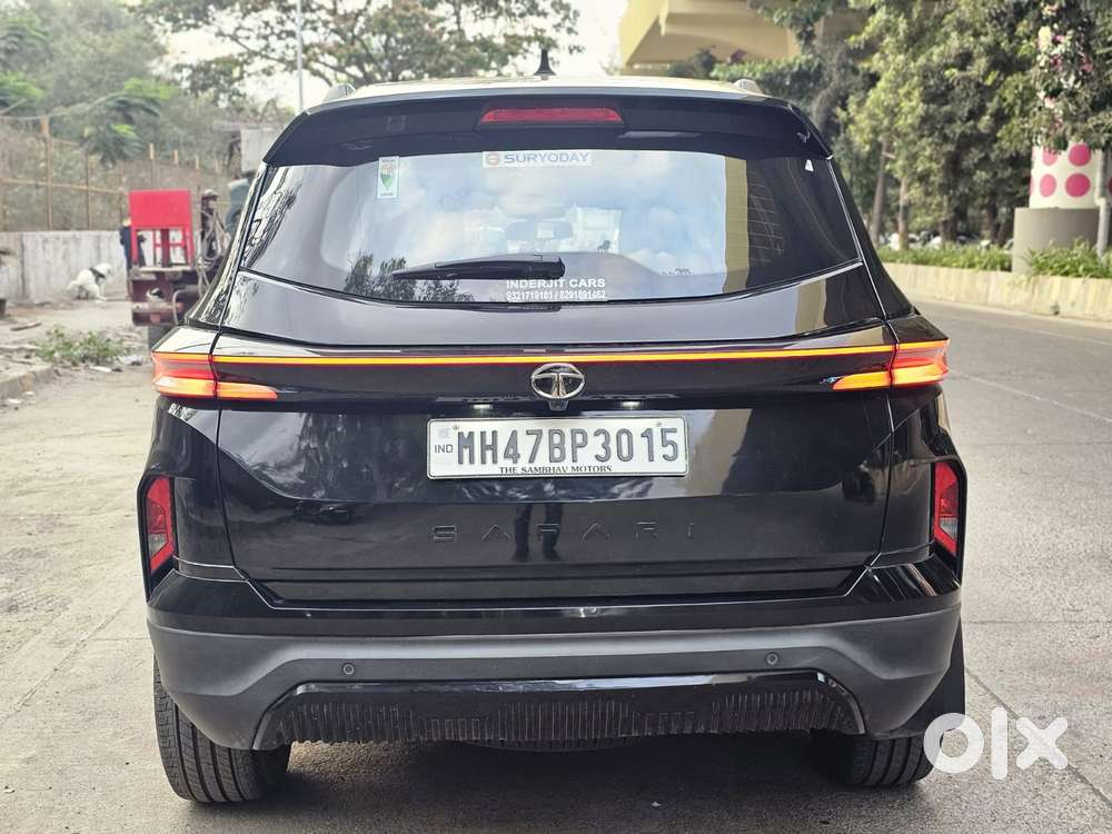 Tata Safari Accomplished Plus Dark Edition, 2023, Diesel