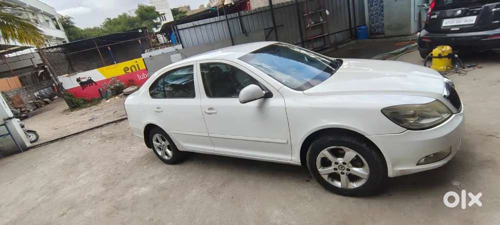Skoda Laura Diesel Manual 2011