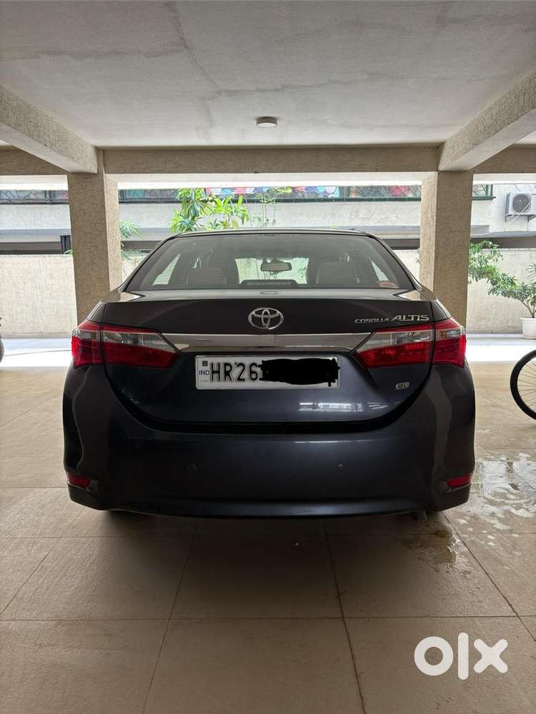 Toyota Corola Altis Manual Petrol Car 2015 Well Maintained Single Hand