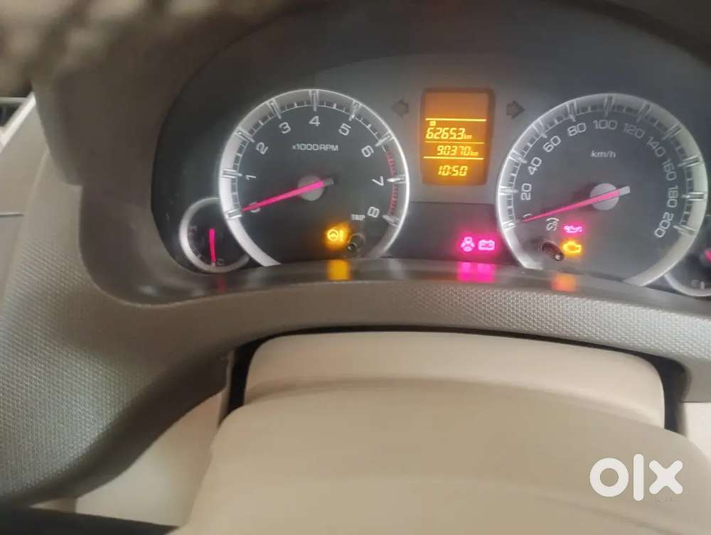 Maruti Suzuki Ertiga 2013 Petrol And Cng 90000 Km Driven