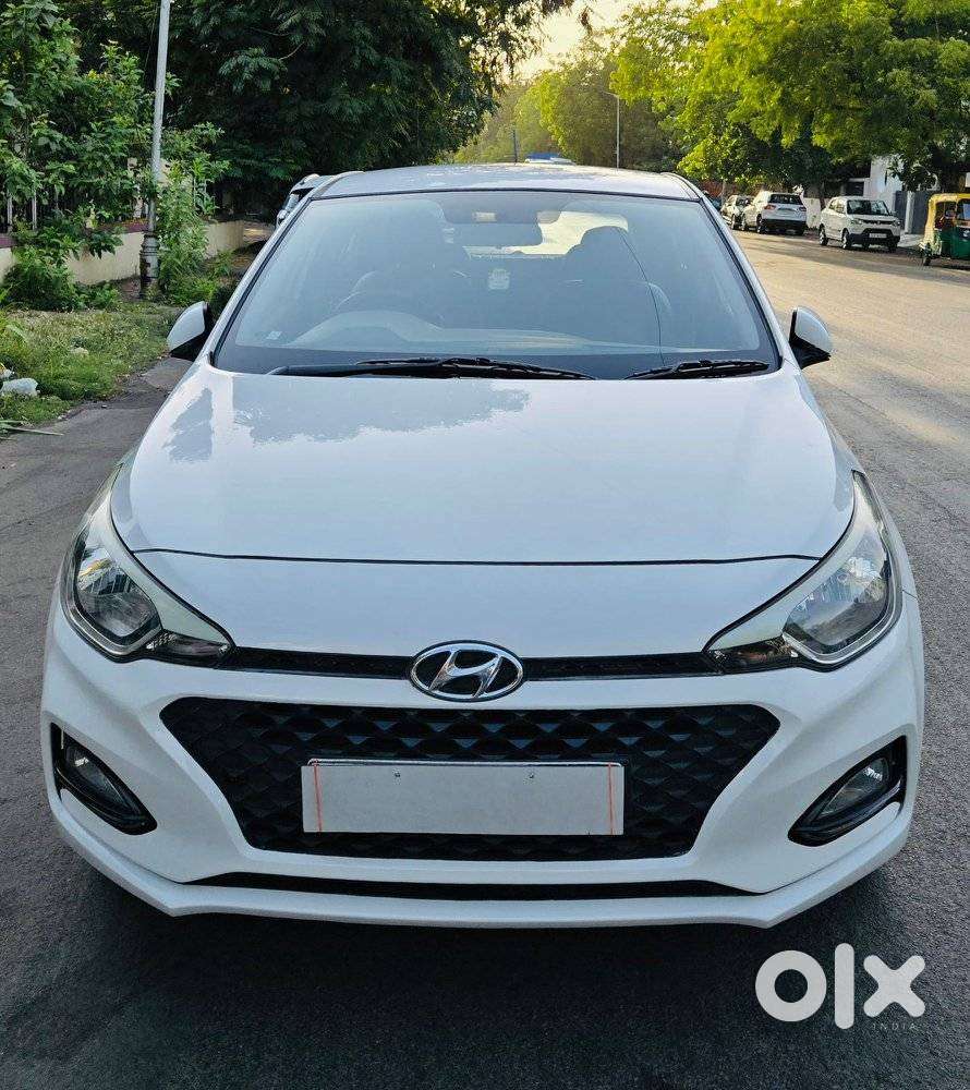 Hyundai I20 Petrol Cvt Asta, 2018, Petrol