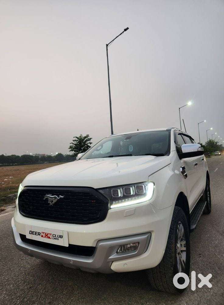 Ford Endeavour 3.2 Titanium At 4x4, 2016, Diesel