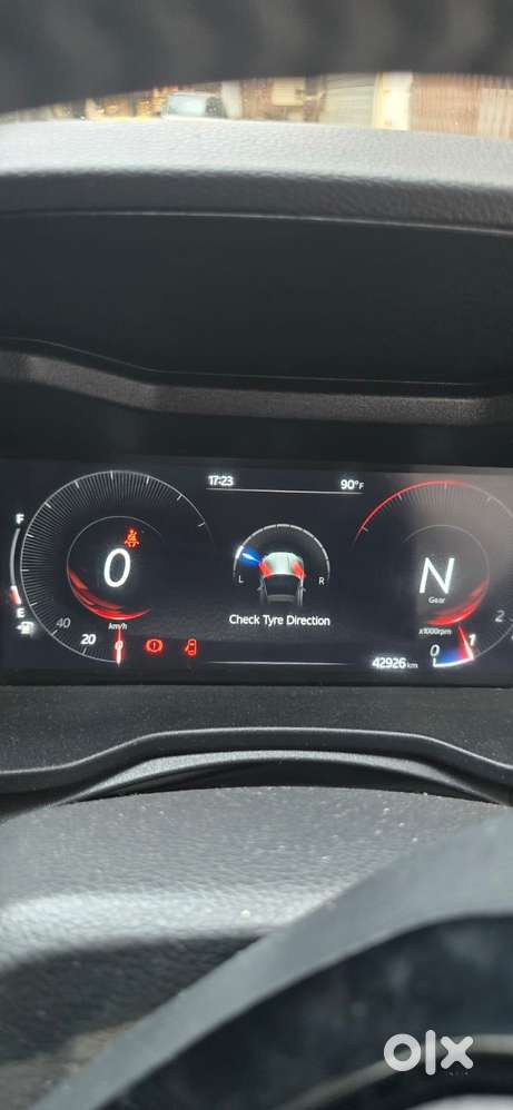Mahindra Xuv 3xo Ax5 Pm Mt, 2024, Petrol