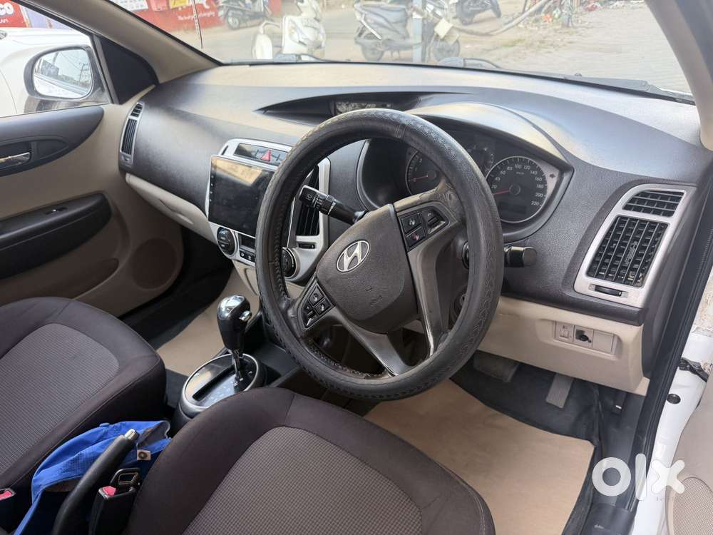 Hyundai I20 Sportz 1.2 Bs-iv, 2012, Petrol
