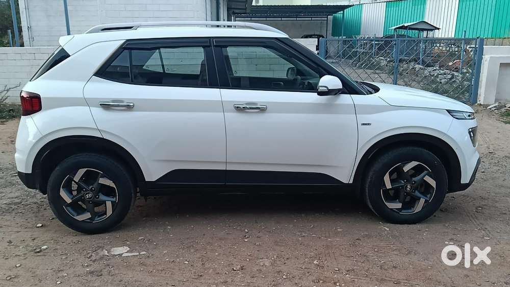 Hyundai Venue Sx Plus Turbo Dct, 2020, Petrol