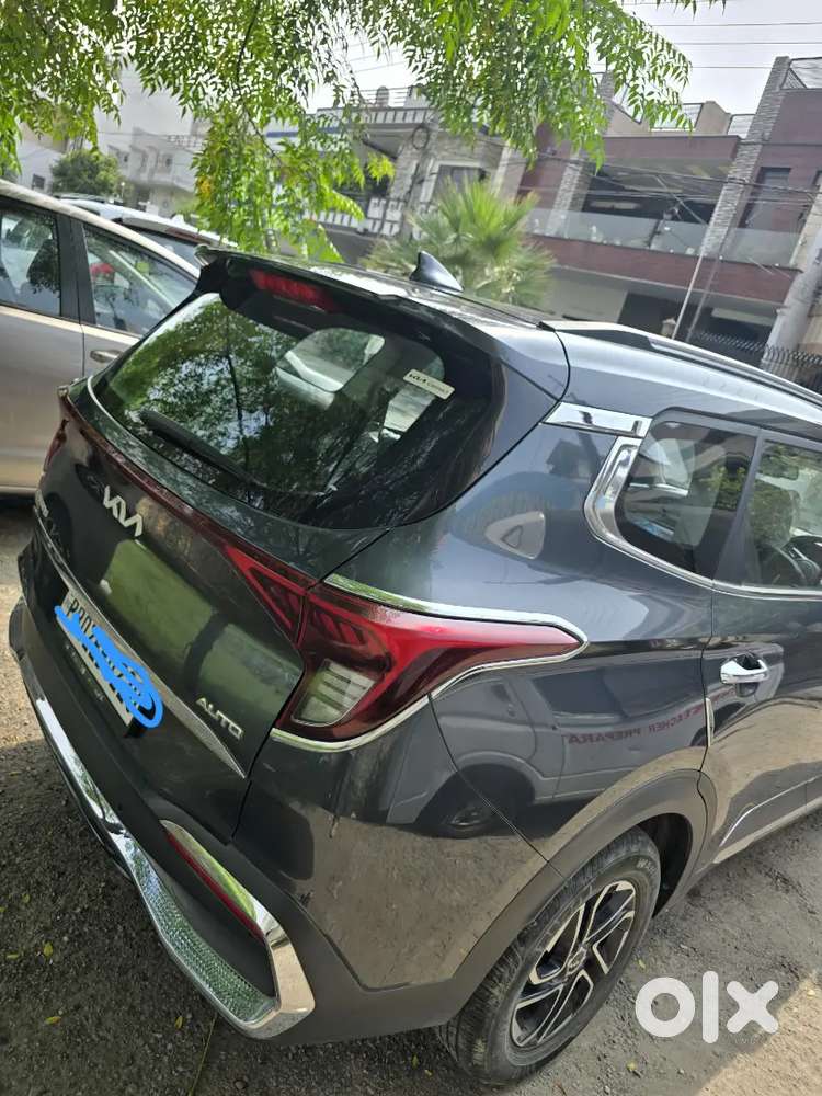 Kia Carens D1.5 6at Luxuryplus 7