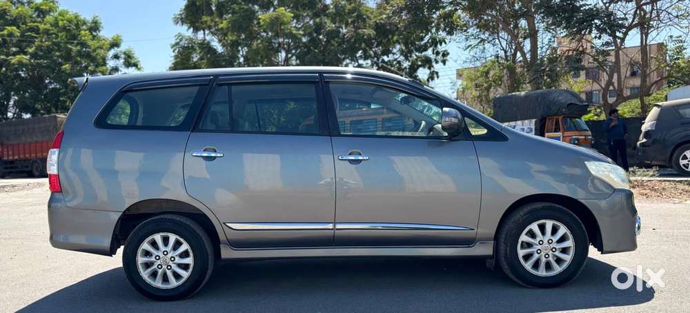 Toyota Innova 2.5 V 7 Str, 2013, Diesel