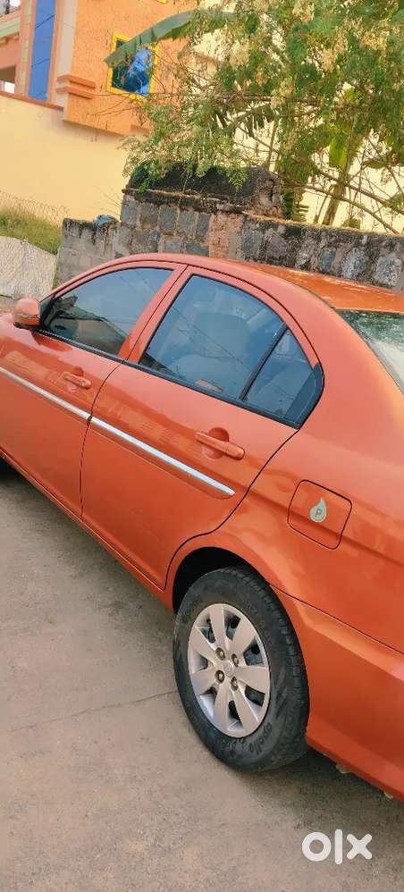 Hyundai Verna 2010 Petrol Vehicle