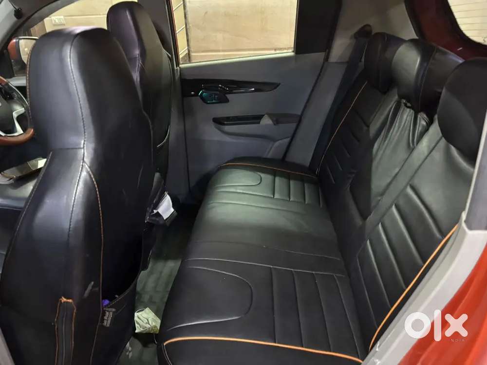 Mahindra Kuv 100 2016 Model