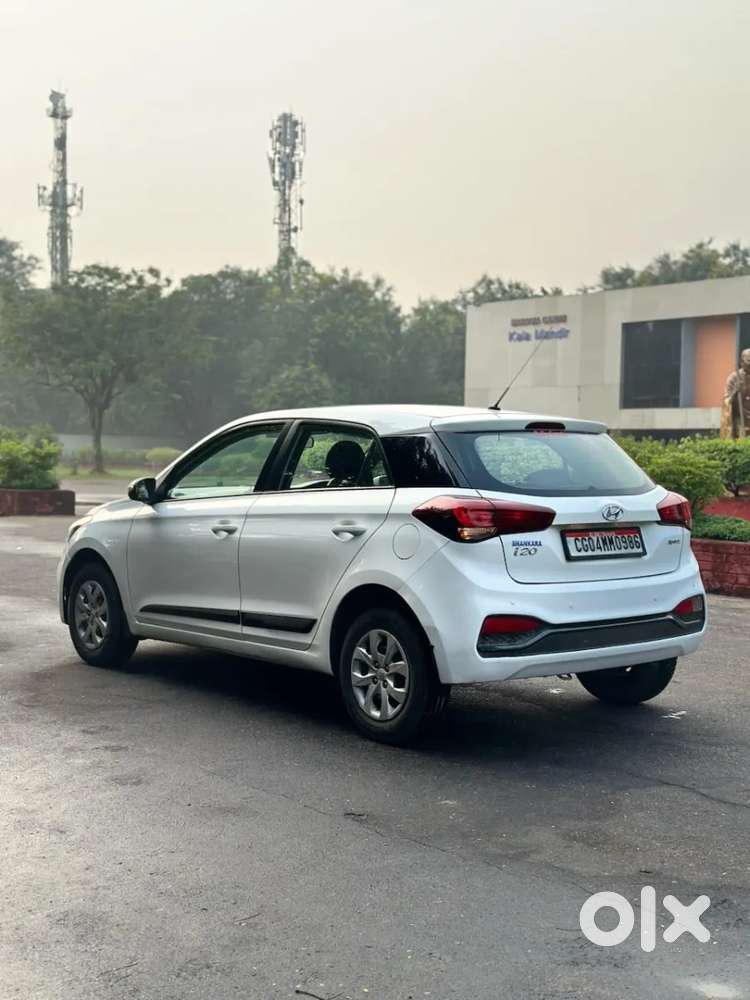 Hyundai I20 Sportz 1.2 Bs-iv, 2018, Petrol