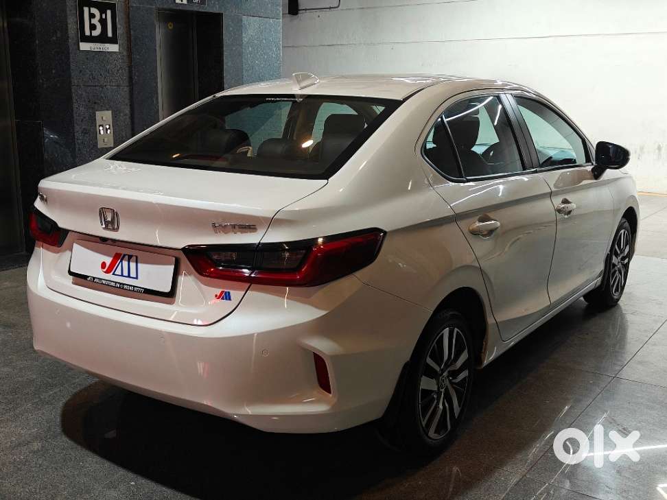 Honda City Vx Petrol Mt, 2023, Petrol