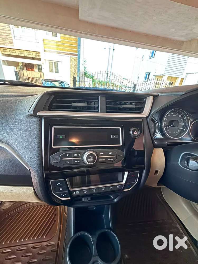 Well-maintained Honda Amaze Petrol-dark Grey,company Service For Sale
