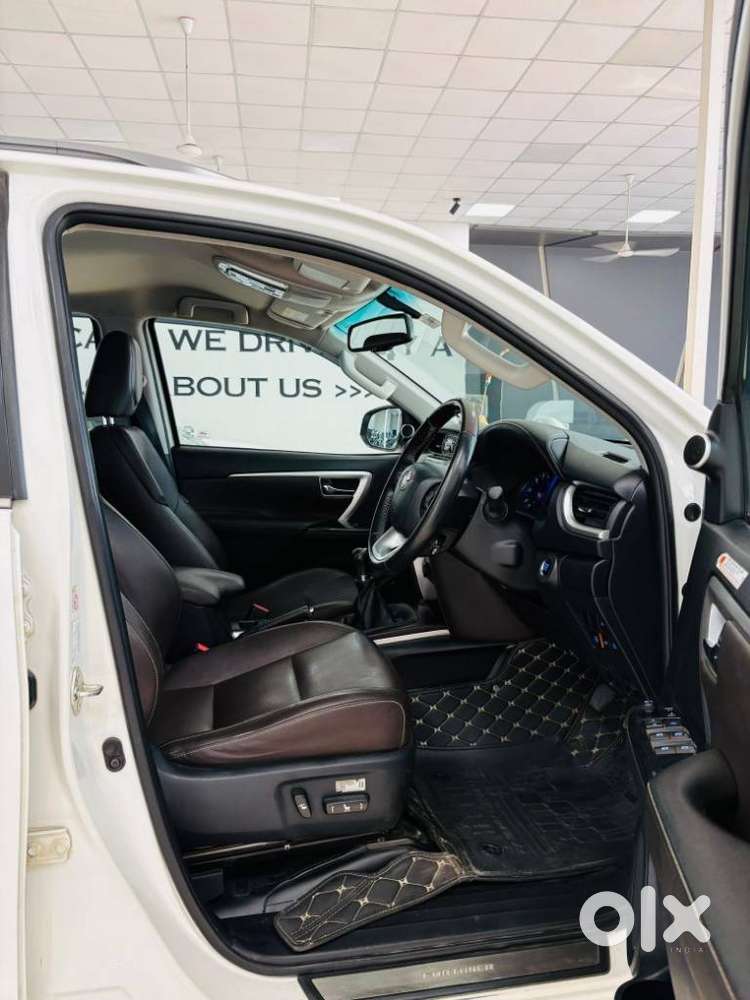 Toyota Fortuner 4x2 Mt 2.8 Diesel, 2020, Diesel