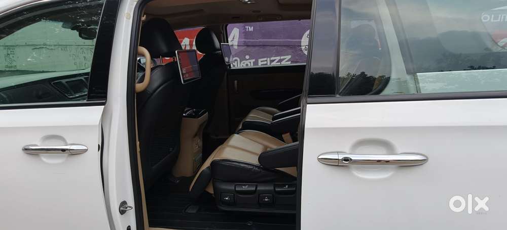 Kia Carnival Limousine Plus 7 Str, 2020, Diesel