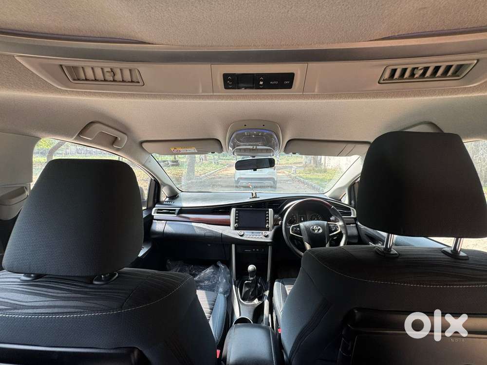 Toyota Innova Crysta [2020-ongoing] 2.7 Vx 7 Str, 2022, Petrol