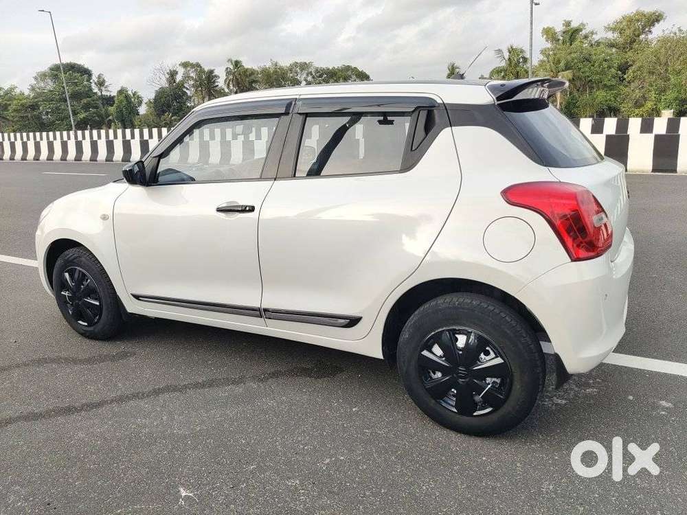 Maruti Suzuki Swift Lxi Option, 2020, Petrol