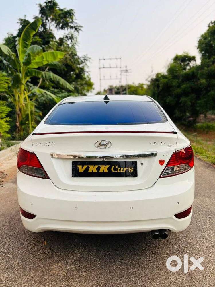 Hyundai Verna, 2011