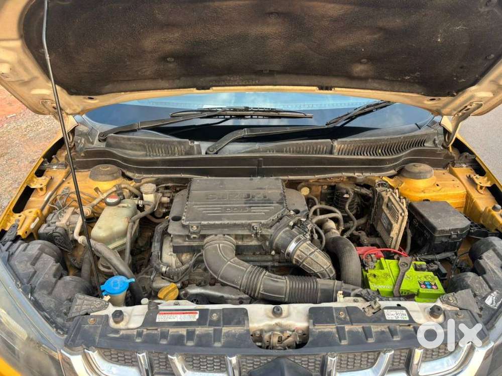 Maruti Suzuki Brezza Zxi Plus At, 2017, Diesel