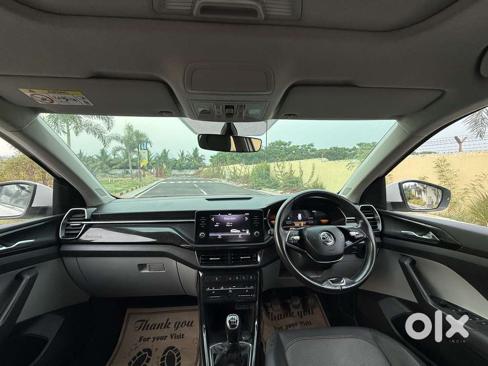 Skoda Kushaq 1.0 Tsi Style, 2023, Petrol