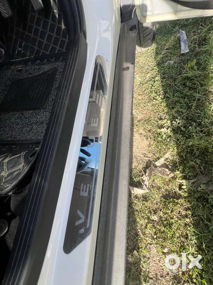 Hyundai Venue S 2024 Diesel