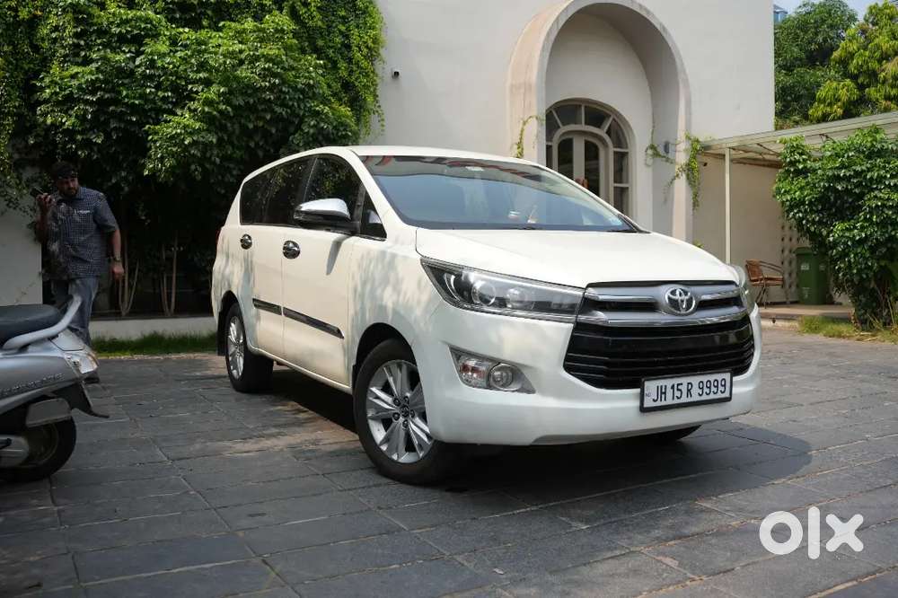 Toyota Innova Crysta 2018 Diesel Well Maintained