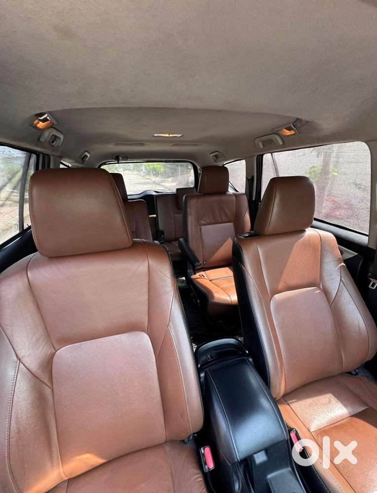 Toyota Innova Crysta 2018