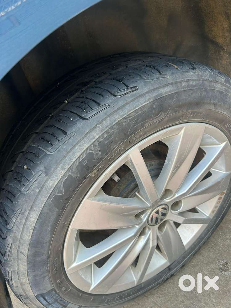 Volkswagen Ameo Petrol 2016