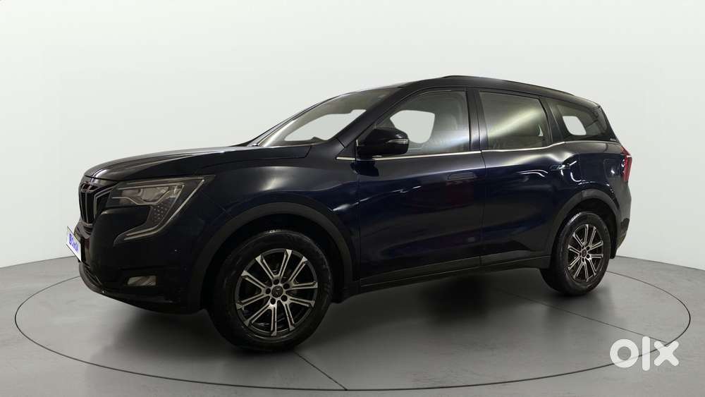 Mahindra Xuv700 2.0 Ax 7 Petrol Mt Str, 2021, Petrol